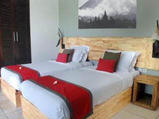 Room thumbnail 5
