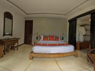 Room thumbnail 26