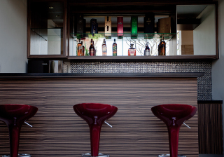 Bar thumbnail 1