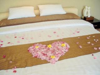 Room thumbnail 82
