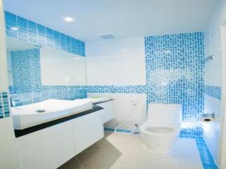 Room thumbnail 16