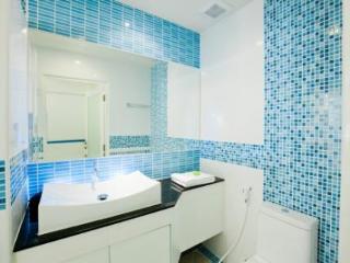 Room thumbnail 17