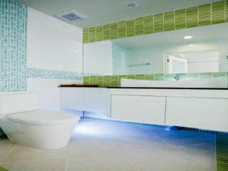 Room thumbnail 36
