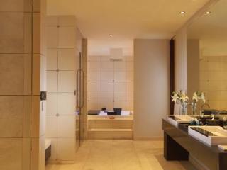 Room thumbnail 10