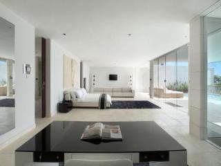 Room thumbnail 16