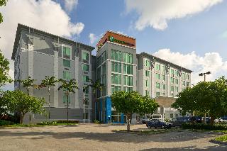 Holiday Inn Express Miami Airport-Blue Lagoon Area