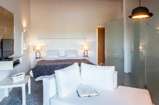 Room
 di Monte do Zambujeiro