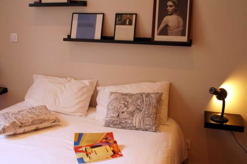 Room
 di Decoh Rue Dragon