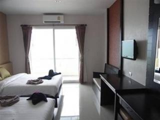 Room thumbnail 17