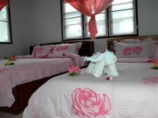 Room thumbnail 28