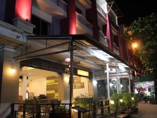 Restaurant thumbnail 14