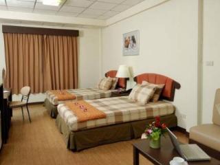 Room thumbnail 7