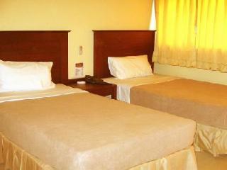 Room thumbnail 7