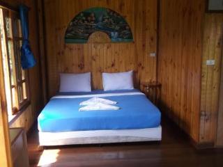 Room thumbnail 8