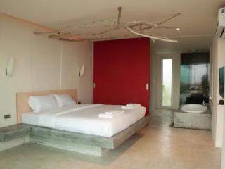 Room thumbnail 23
