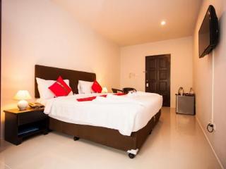 Room thumbnail 52