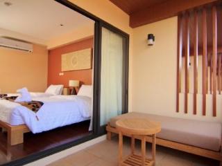 Room thumbnail 3