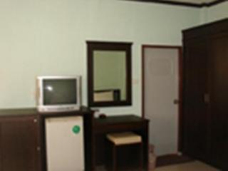 Room thumbnail 18