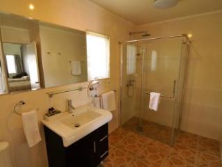 Room thumbnail 6