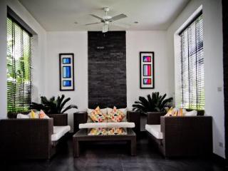 General view thumbnail 3