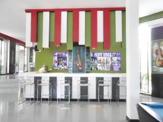 Bar thumbnail 61