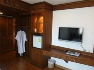 General view thumbnail 9