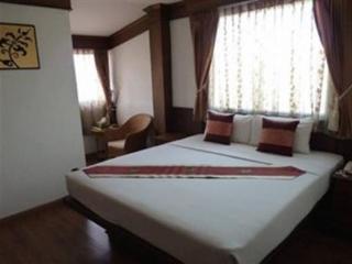 Room thumbnail 8