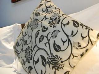 Room thumbnail 22