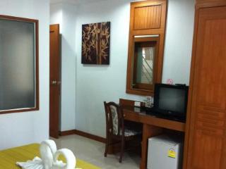 General view thumbnail 6