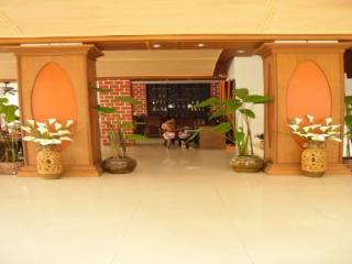 General view thumbnail 9