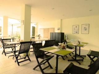 Restaurant thumbnail 8