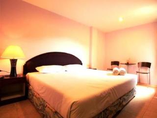 Room thumbnail 2