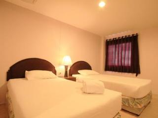Room thumbnail 7