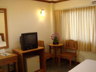 Room thumbnail 28