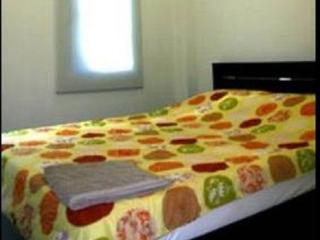 Room thumbnail 4