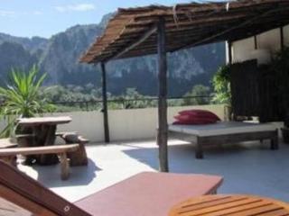 General view thumbnail 8