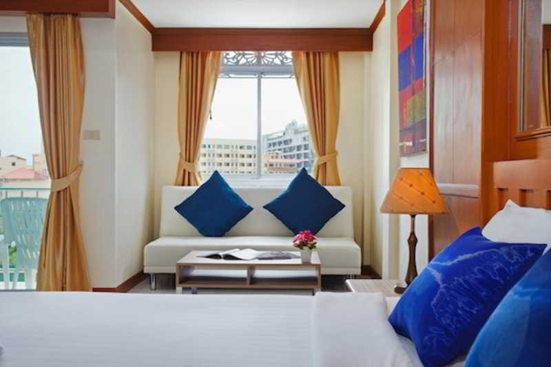Room thumbnail 74