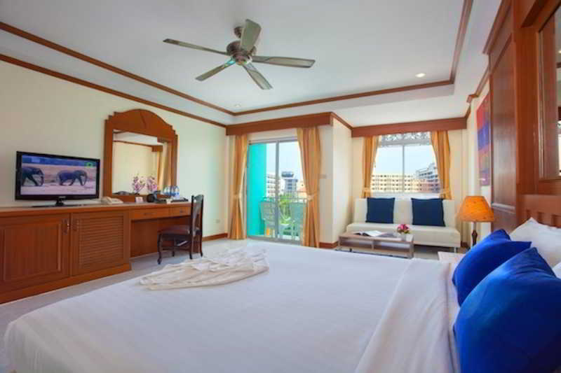 Room thumbnail 60