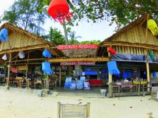 General view thumbnail 2