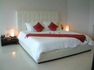 Room thumbnail 11