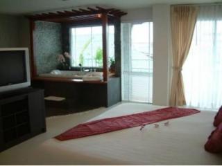 Room thumbnail 12