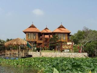 General view thumbnail 1