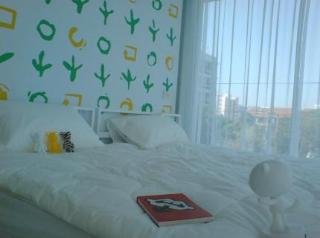 Room thumbnail 1
