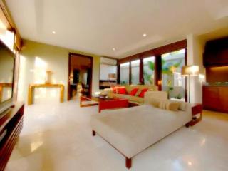Room thumbnail 3
