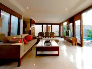Room thumbnail 5