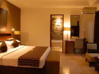Room thumbnail 7