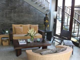 General view thumbnail 2