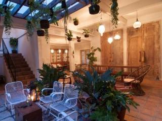 Restaurant thumbnail 11