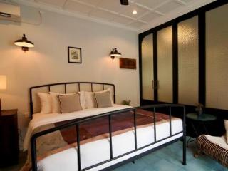 Room thumbnail 2