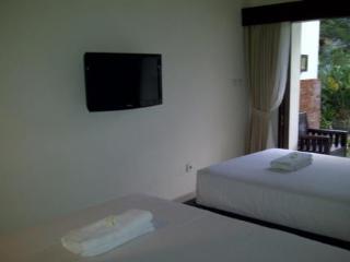 Room thumbnail 2